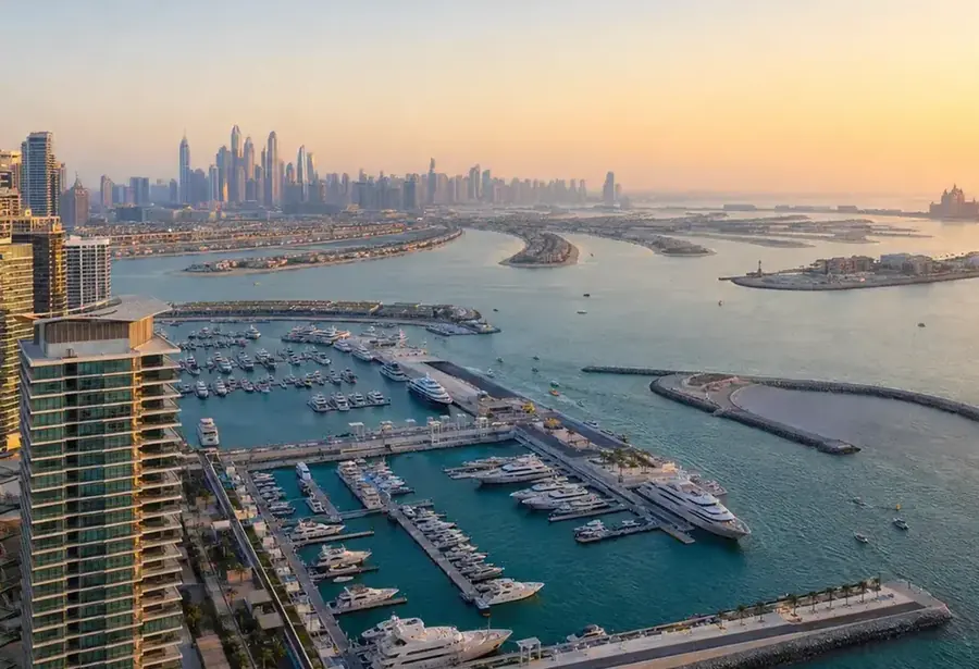 Editorial community visualisation of Emaar Beachfront, Dubai
