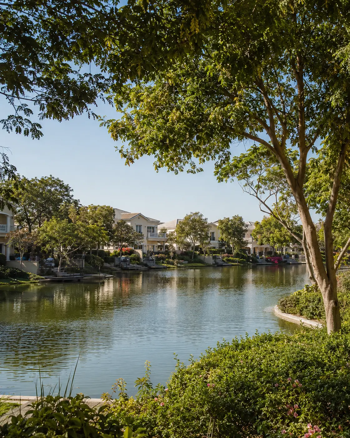 Editorial community visualisation of Emirates Living, Dubai