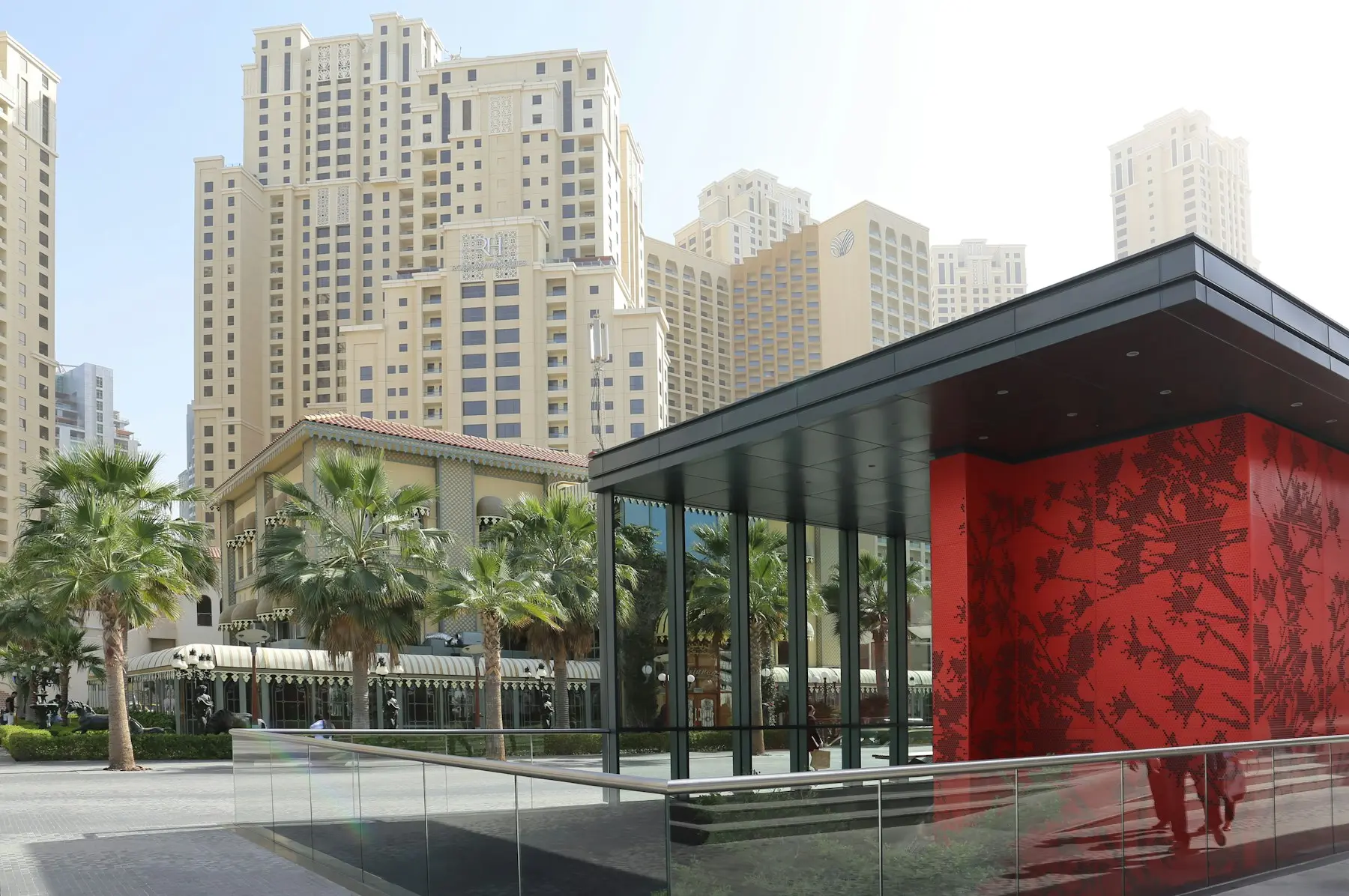 Property and lifestyle photograph in Jumeirah Beach Residence, Dubai