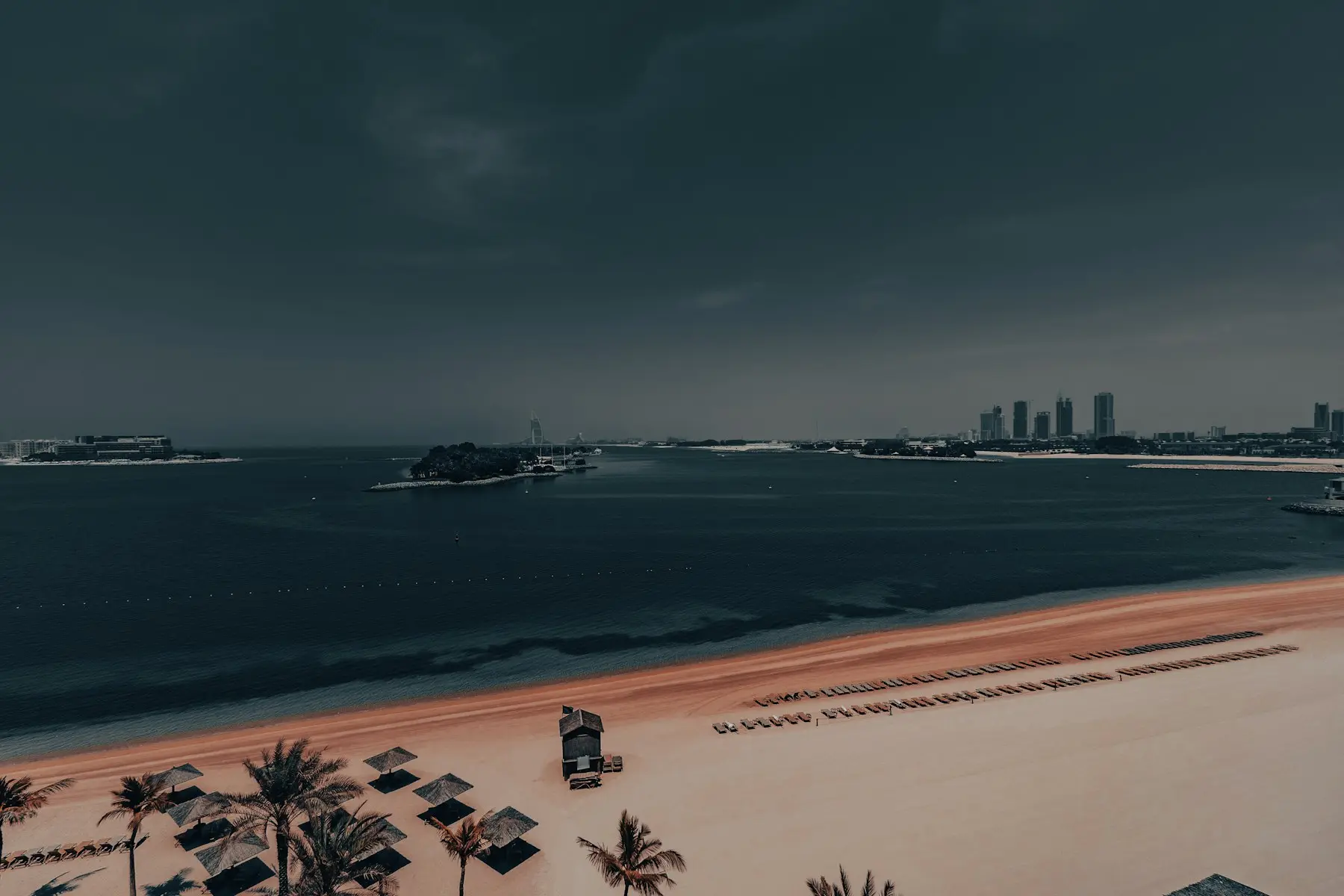 Property and lifestyle photograph in Palm Jumeirah, Dubai