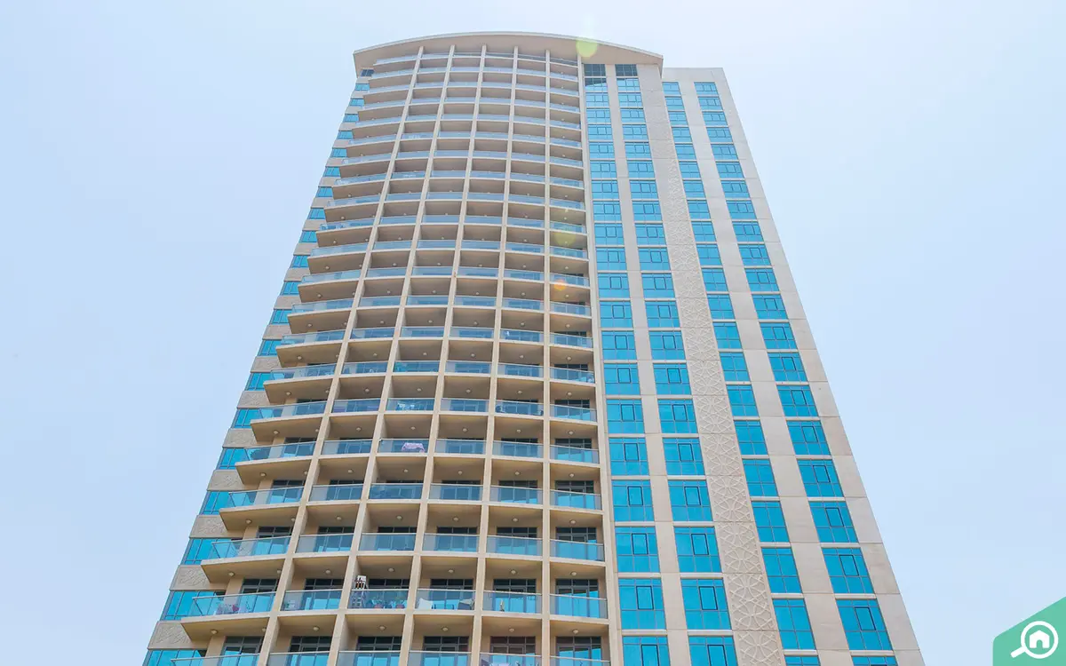 Property and lifestyle photograph in The Views, Dubai